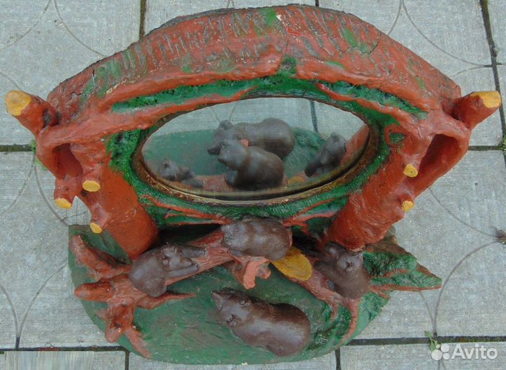 Старинное настольное зеркало. Папье-маше. Медведи