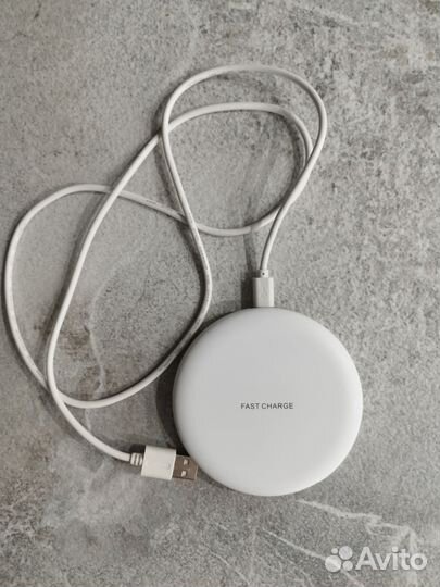Беспроводная зарядка для iPhone