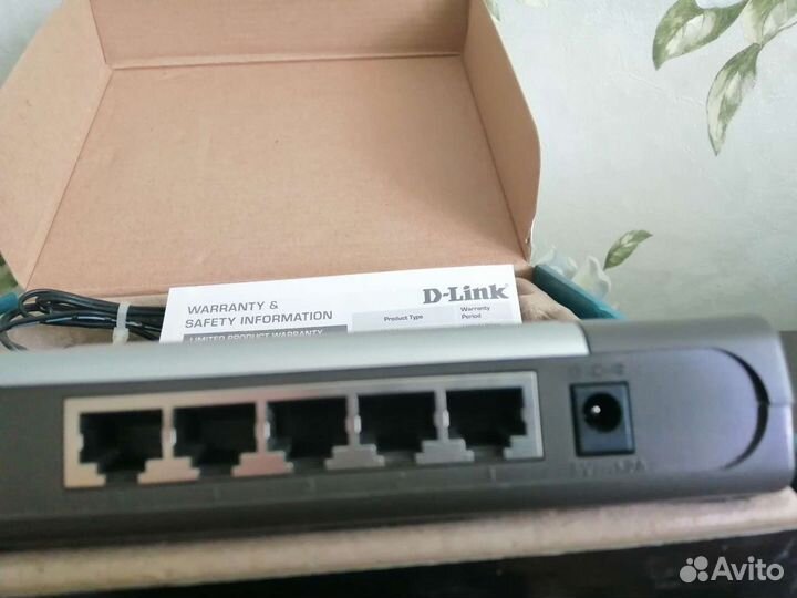 Роутер D-Link DES-1005D