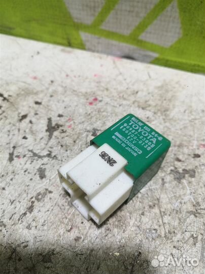 Реле Тойота Королла Е100