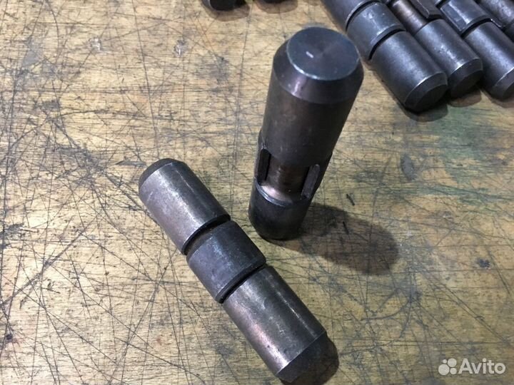 Палец коронки 09244-02516