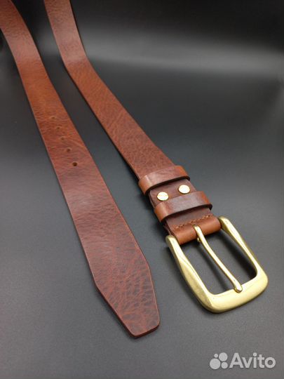 Мужской кожаный ремень