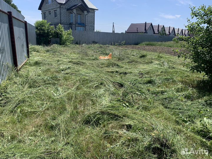 Покос травы триммером