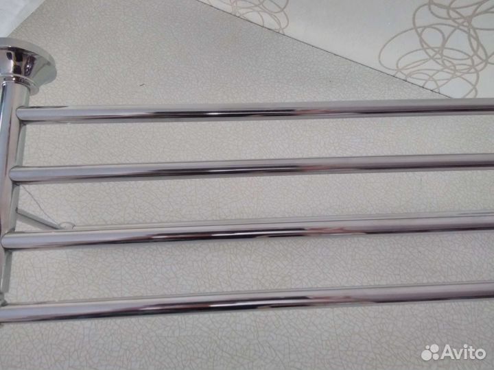 Держатель для полотенец с полкой