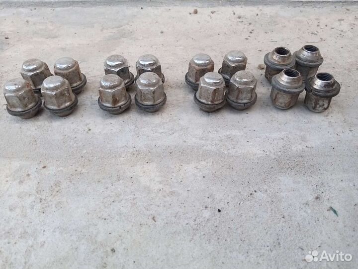 Колесные болты