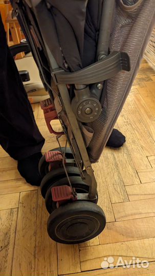 Коляска прогулочная трость Maclaren