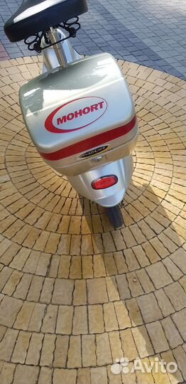 Электрический скутер,электросамокат