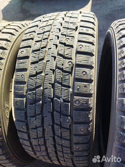 Dunlop SP Winter Ice 01 215/50 R17 102T