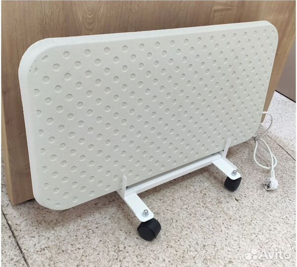 Кварцевый обогреватель WarmHoff Standart