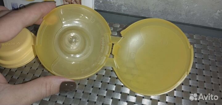 Молокоотсос ручной Medela