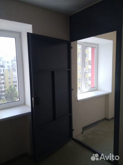 Тамбурная дверь на карман/Перегородка