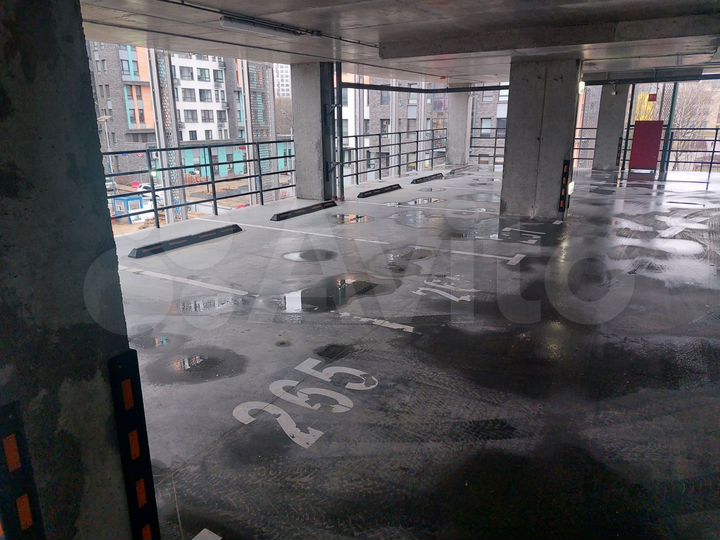 Машиноместо, 15 м²