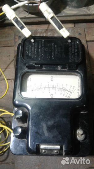 Мегаомметр