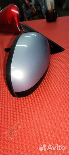 Правое зеркало Шкода фабиа 2