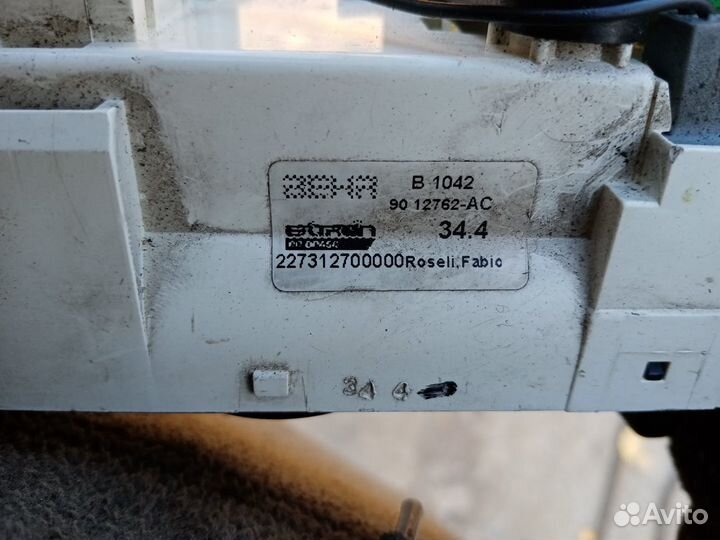 Блок управления печкой Фольксваген Поинтер 2004г