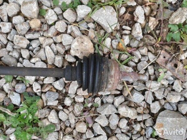 Полуось (привод) передний левый LADA (Ваз) 1117