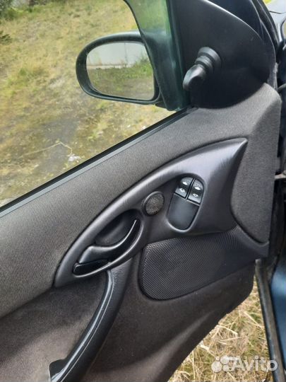 Ford Focus 1.6 МТ, 2003, 317 000 км