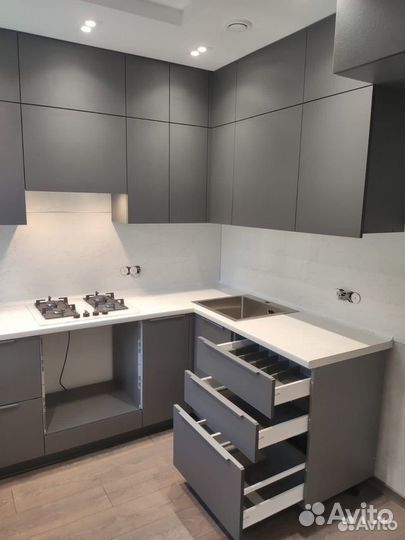 Изготовление кухонь на заказ. Фабрика