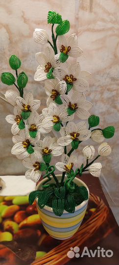 Орхидея из бисера