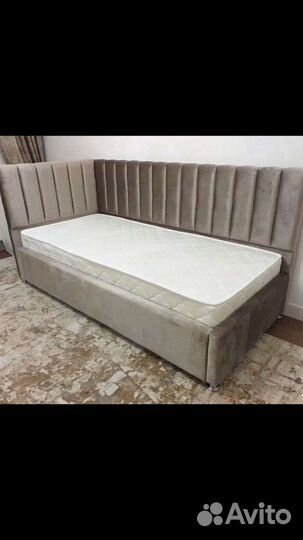 Подростковая кровать в наличии и на заказ