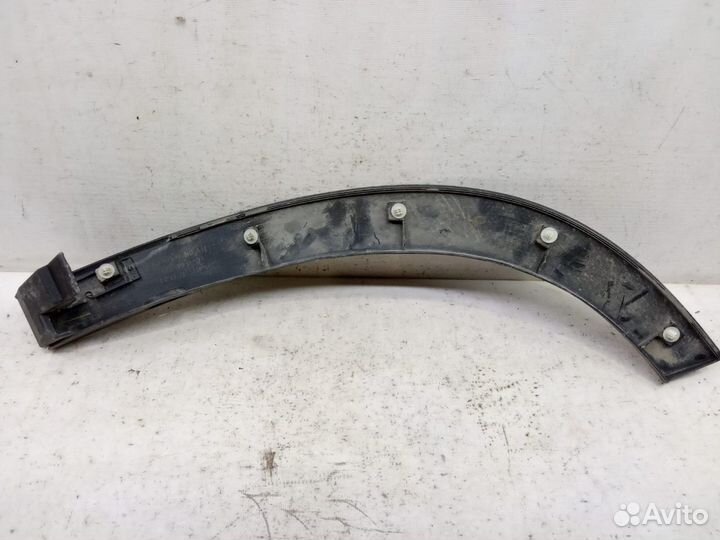 Накладка крыла задняя правая Toyota Highlander 3