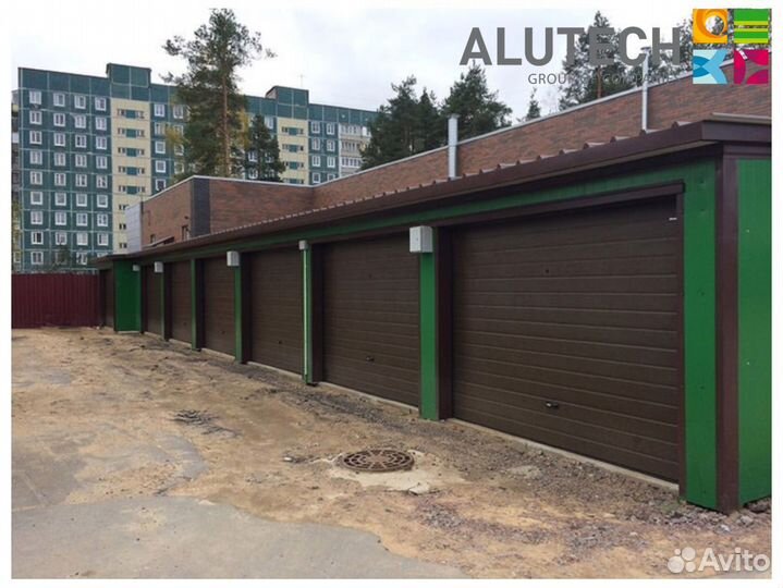 Секционные ворота для гаража alutech