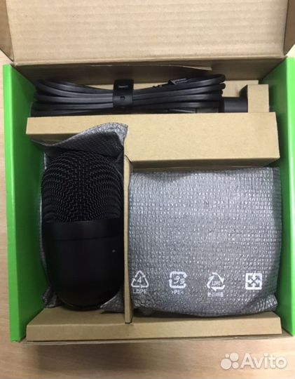 Микрофон Razerr Seiren Mini