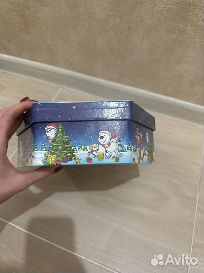 Наборм елочных шаров