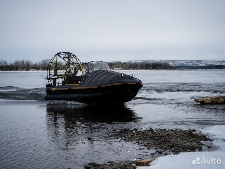 Аэролодка Alligator 590 200 л.с. Черная