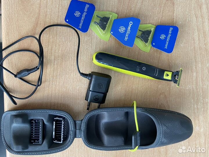 Триммер philips One Blade