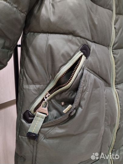 Пуховик зимний женский 46