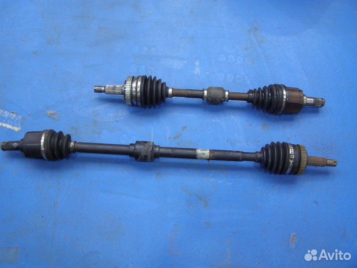 Приводы передние правый и лев. Hyundai Tucson
