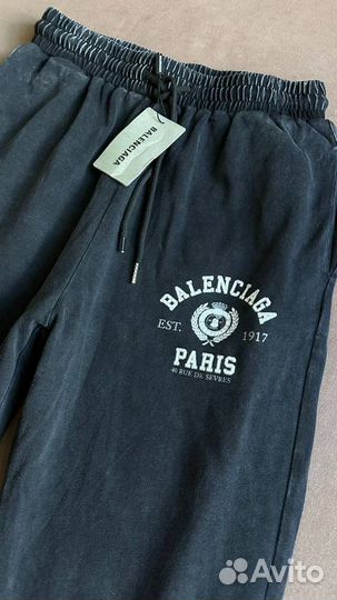 Костюм женский футболка брюки Balenciaga