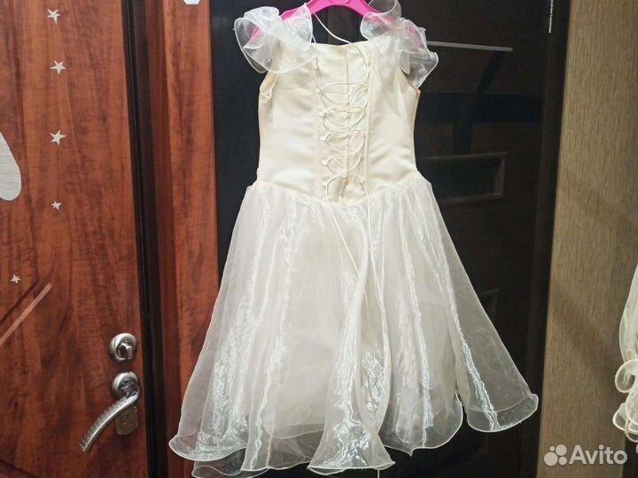 Продажа или Прокат платье праздничное
