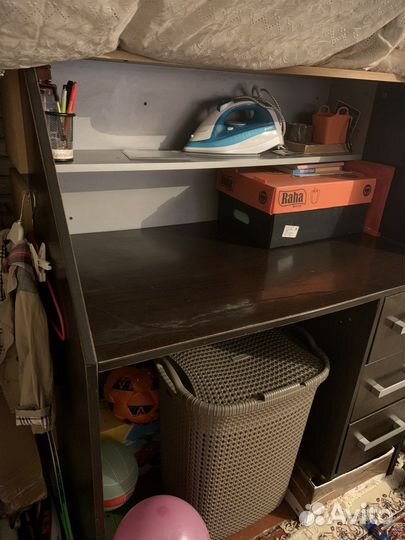 Компьютерный стол