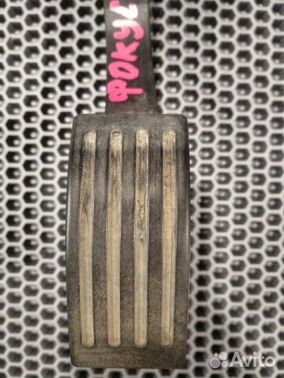 Педаль газа Ford Focus 3 седан 1.6 iqdb 2012