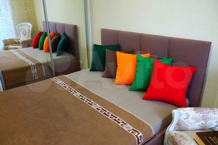 2-к. квартира, 65 м², 6/9 эт.