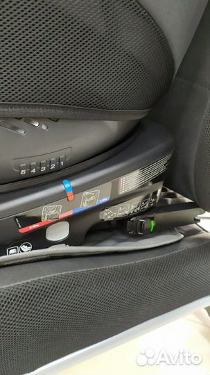 Автокресло 0-18кг поворотное 360 Joie Spin ember