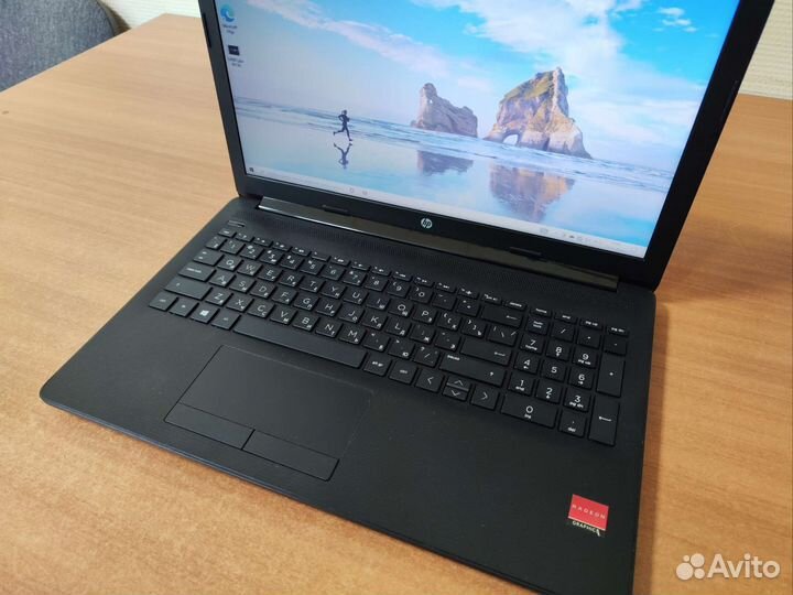 Ноутбук для работы, игр и учебы / HP / в идеале