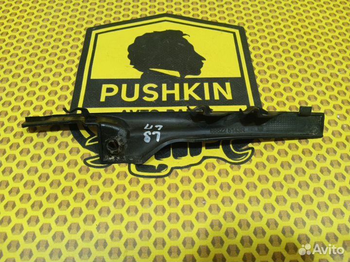 Накладка жабо уголок левая Renault Logan L8 K7M