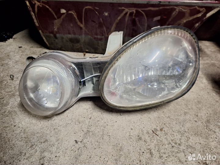 Передняя левая фара kia shuma 1