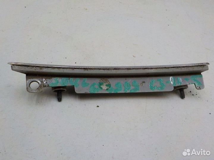 Светоотражатель передний правый Kia Soul 2019