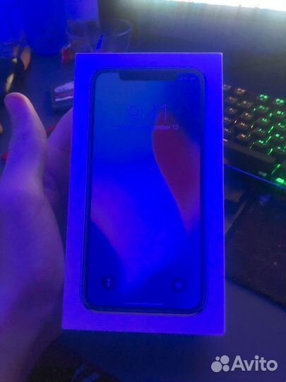 iPhone X, 64 ГБ