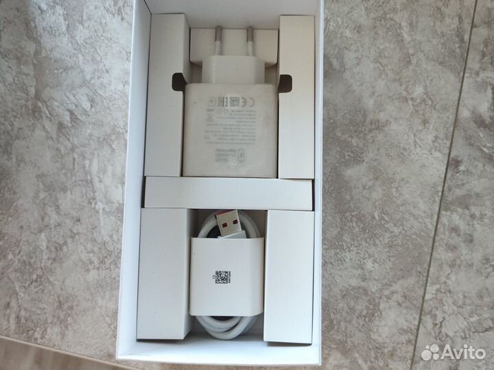 HUAWEI nova 11, 8/256 ГБ