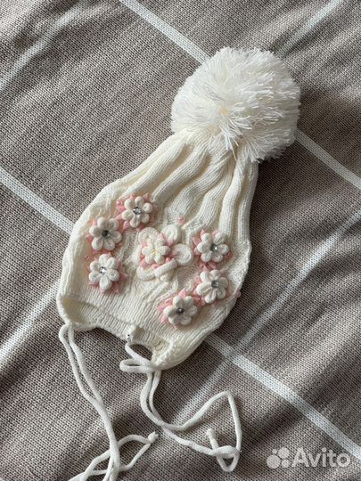 Шапка для девочки новая