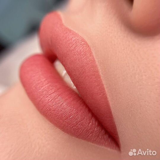 Перманентный макияж губ бровей