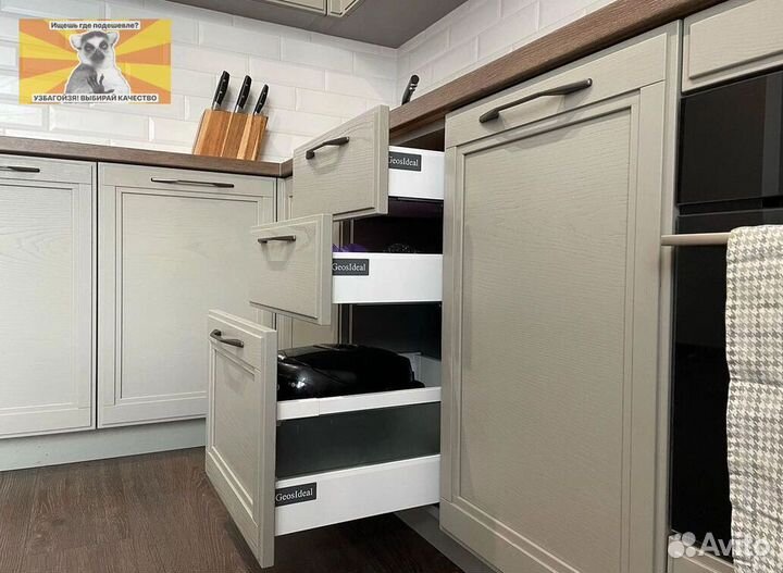 Кухонный гарнитур угловой