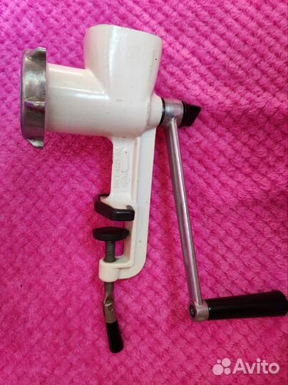 Мясорубка,закаточная машинка,весы,вентилятор СССР