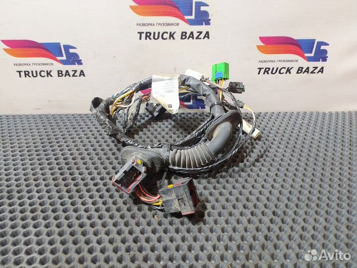 1899945 Проводка двери правой Daf XF105