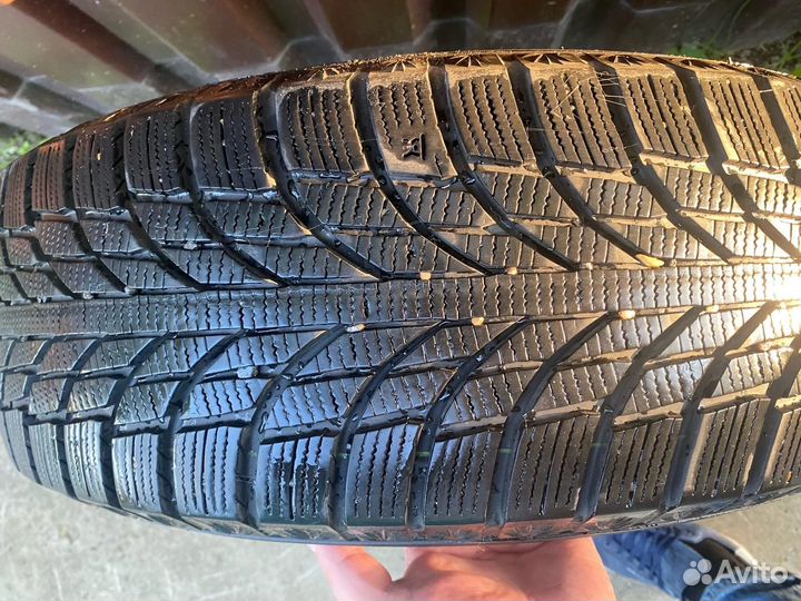 Kumho WinterCraft Ice Wi51 195/65 R15